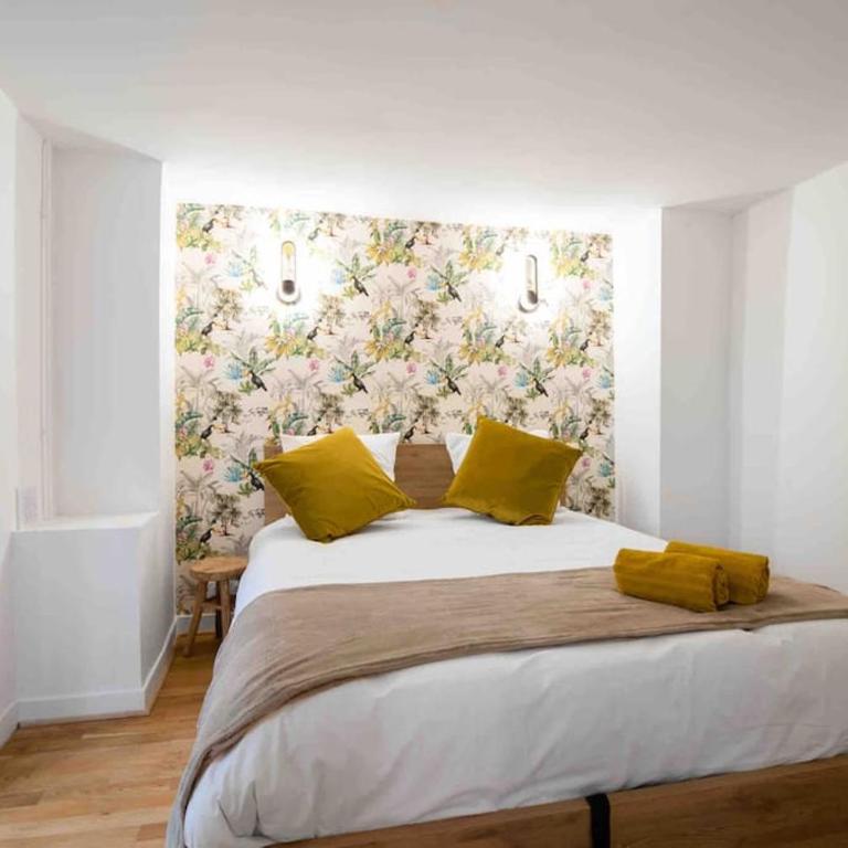MONTMARTRE Sacré-Coeur, appartement jardin 6 à 8P - Apartamento de 3 dormitorios - 4