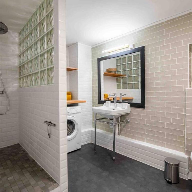 MONTMARTRE Sacré-Coeur, appartement jardin 6 à 8P - Apartamento de 3 dormitorios - 12