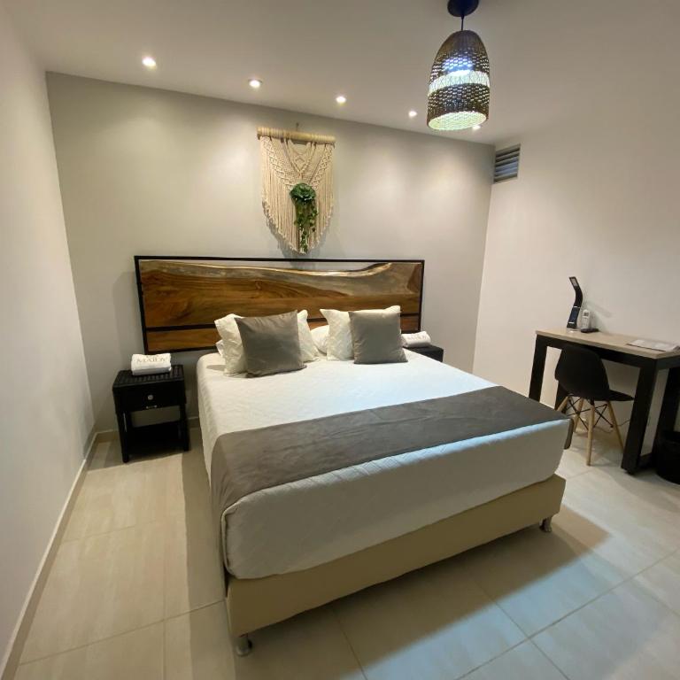 Maidy Luxury Hotel - Habitación Deluxe - 2
