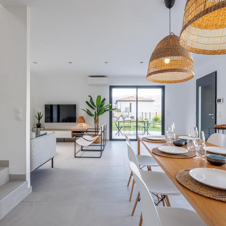 Villa Riviera - Nouveaute entre mer et montagnes - Villa - 50