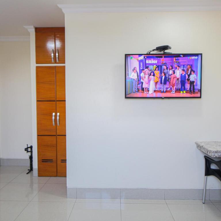 Hotel Murali - Cerca del Aeropuerto de Guayaquil - Habitación Triple - 1