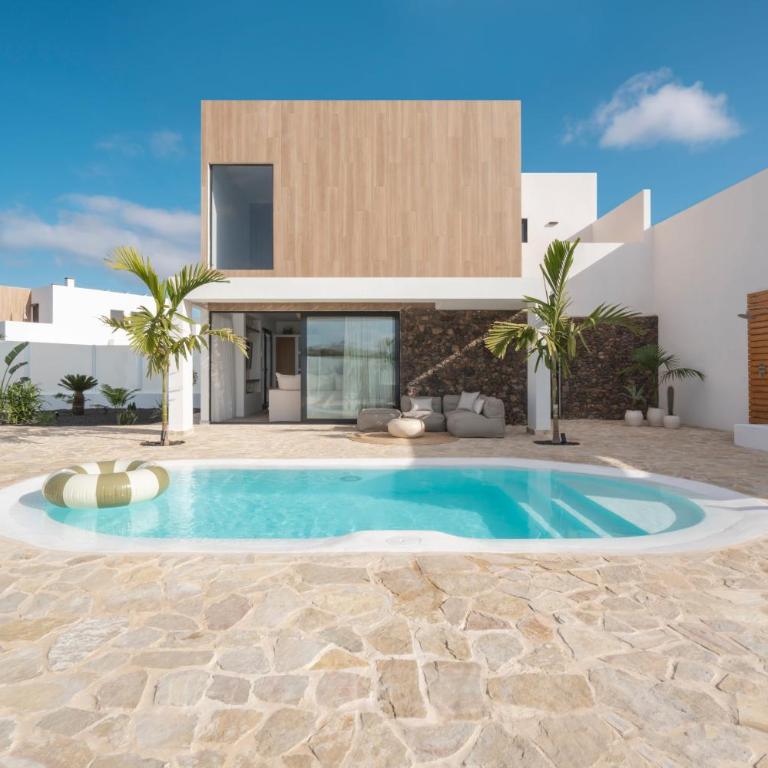 Villa NOMA - Design Home with Pool in Corralejo - by LUNA - Villa - 1