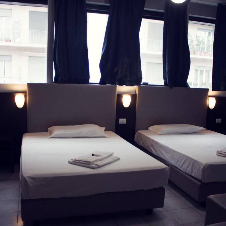 NEW GENERATION HOSTEL Navigli Milano - Camera Quadrupla - 8