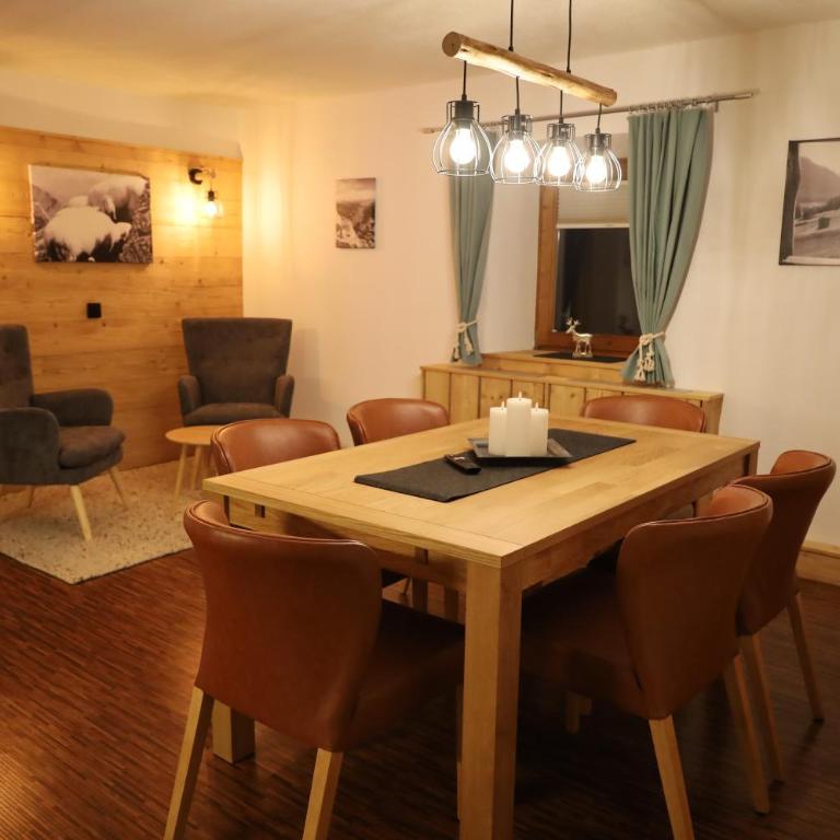 Ferienwohnung Kindl Manuela - Apartment mit 3 Schlafzimmern und Balkon - 1