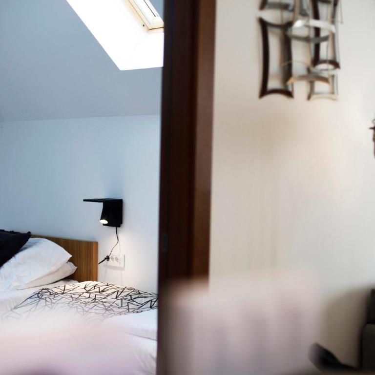 UrbanKop Vidik Residence - Two-Bedroom Apartment - 12