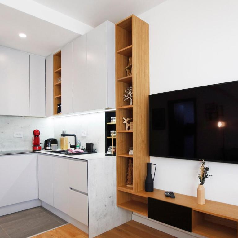 UrbanKop Vidik Residence - Two-Bedroom Apartment - 35