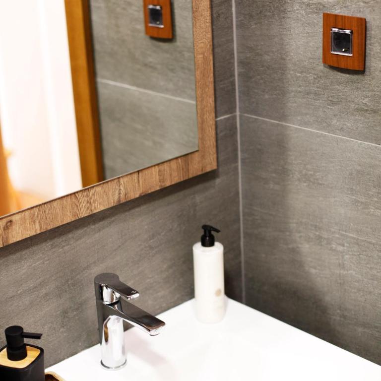 UrbanKop Vidik Residence - Two-Bedroom Apartment - 37