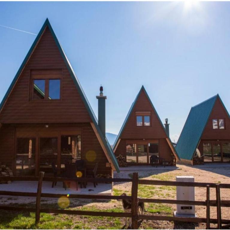 Three Houses - Two-Bedroom House - 3