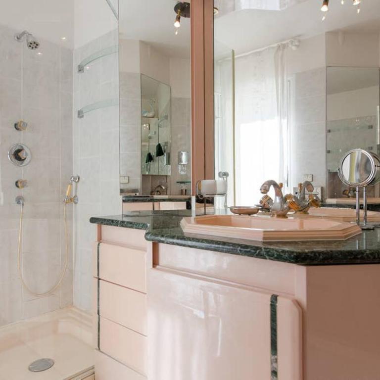 9 chambres spa hamman sauna Piscine chauffée poss - Villa - 75
