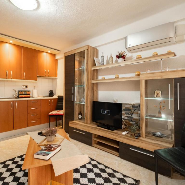 Fantástico apartamento La Pineda - One-Bedroom Apartment - 35