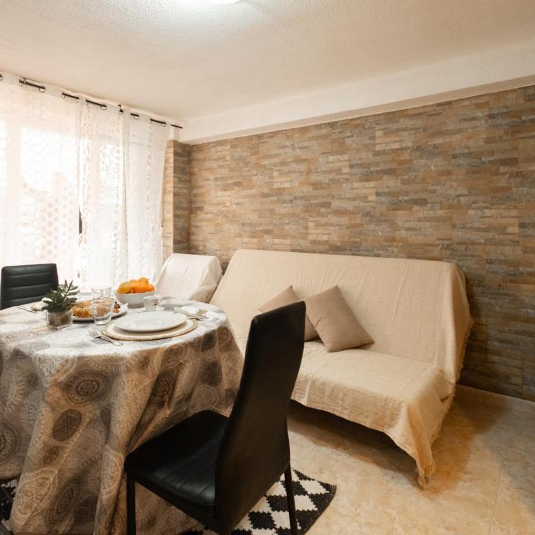 Fantástico apartamento La Pineda - One-Bedroom Apartment - 25