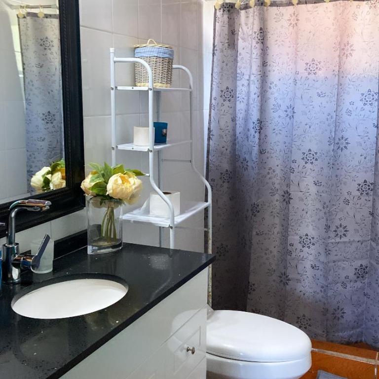 Casa lican Ray vista al lago - Three-Bedroom House - 3