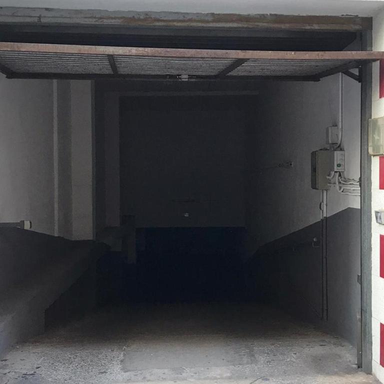 Apartamento Renovado con Terraza - Aire Acondicionado y Garaje Privado - ES-258-12 - Apartment - 5
