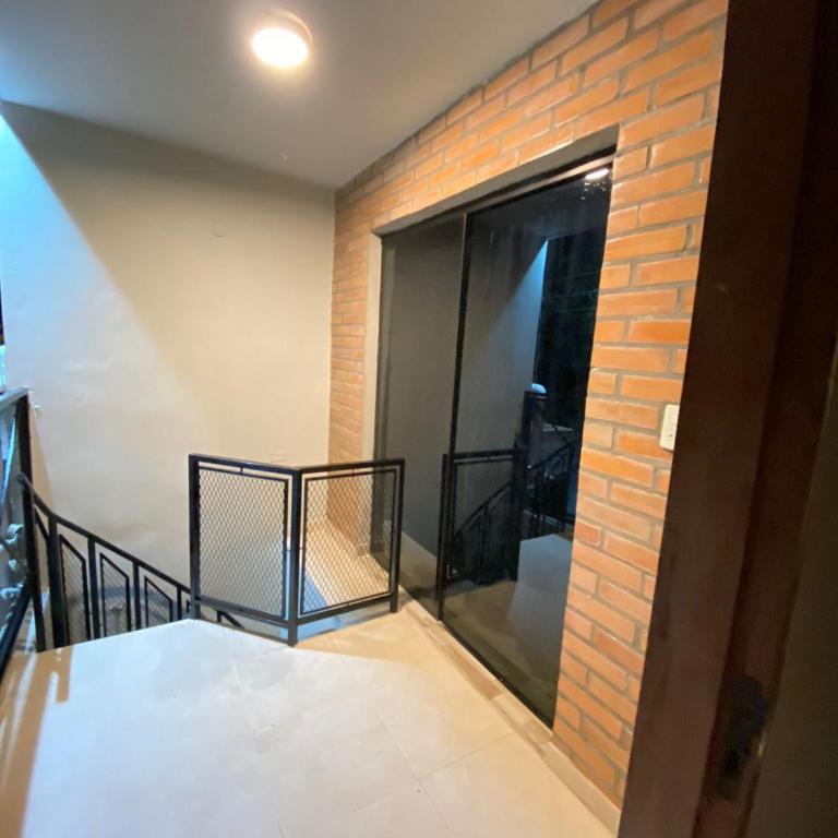 Apartamento entero en Caacupé. - Apartamento de 3 dormitorios - 2
