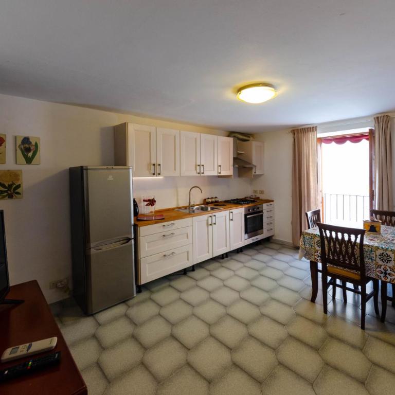 A due passi dal duomo con cucina - Appartamento con 1 Camera da Letto - 8