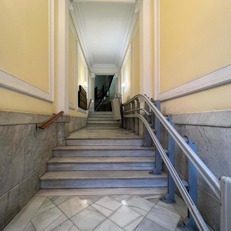 Stay Unique Apartments Cent - Three-Bedroom Apartment - 29