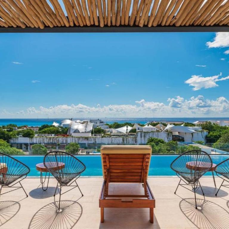 Paseo Luxury House - Two-Bedroom Apartment - 1