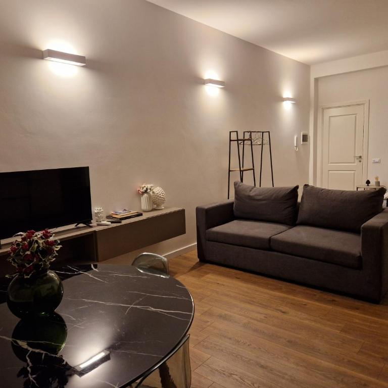 SPRING APARTMENTS - One-Bedroom Apartment - 16