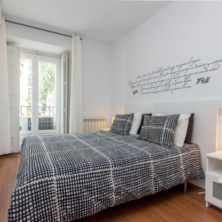 BookinMadrid - Puerta del Sol - Two-Bedroom Apartment - 33