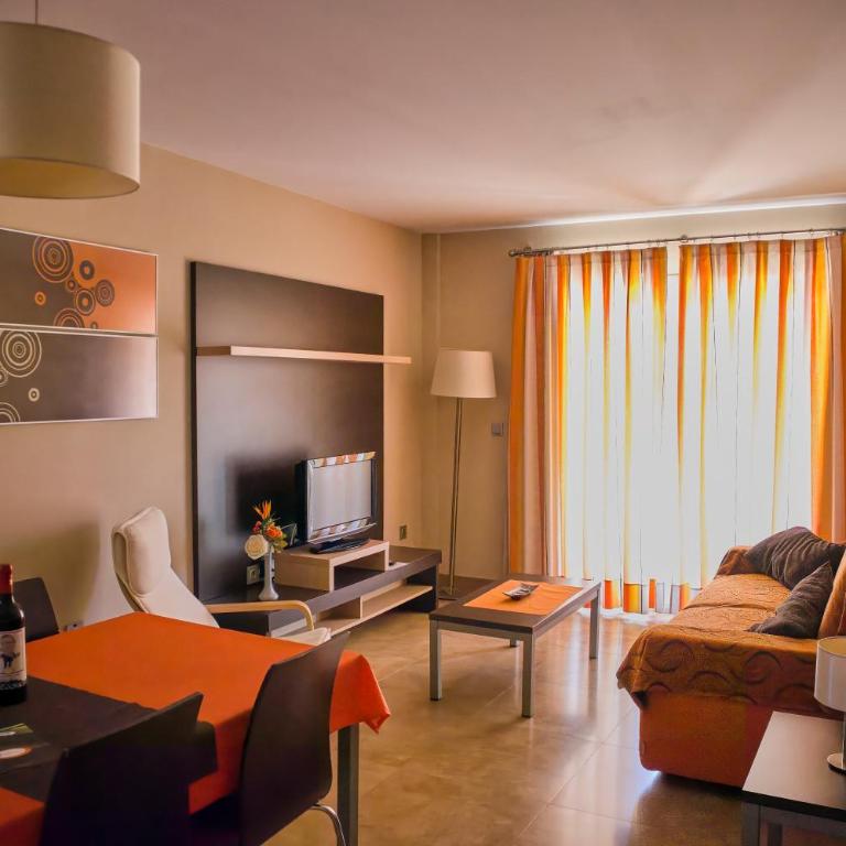 Albir Palace - One-Bedroom Apartment (2 Adults) - 3