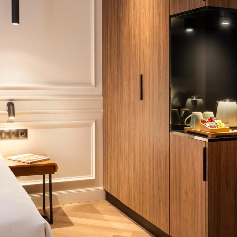 Bilder Boutique Hotel - Superior Deluxe Double or Twin Room - 7
