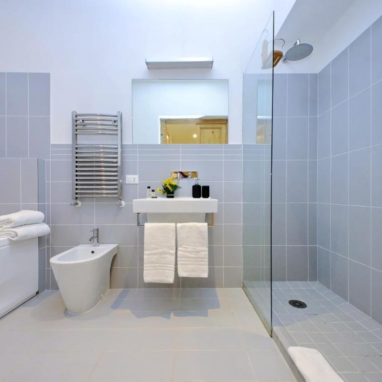 TreasureRome Opera & Trevi Grand Suite 3BR - Appartamento con 3 Camere da Letto - 36
