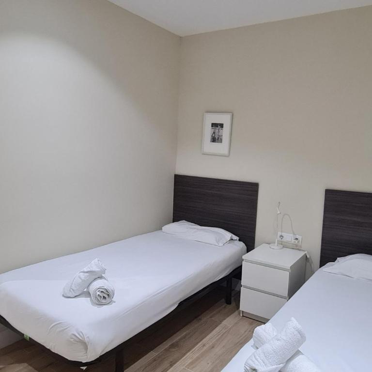 MUNNE - Spacious apartments next to FC Barcelona - Apartment - 16
