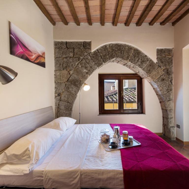 Arco Antico (amazing view) - Three-Bedroom Apartment - 1