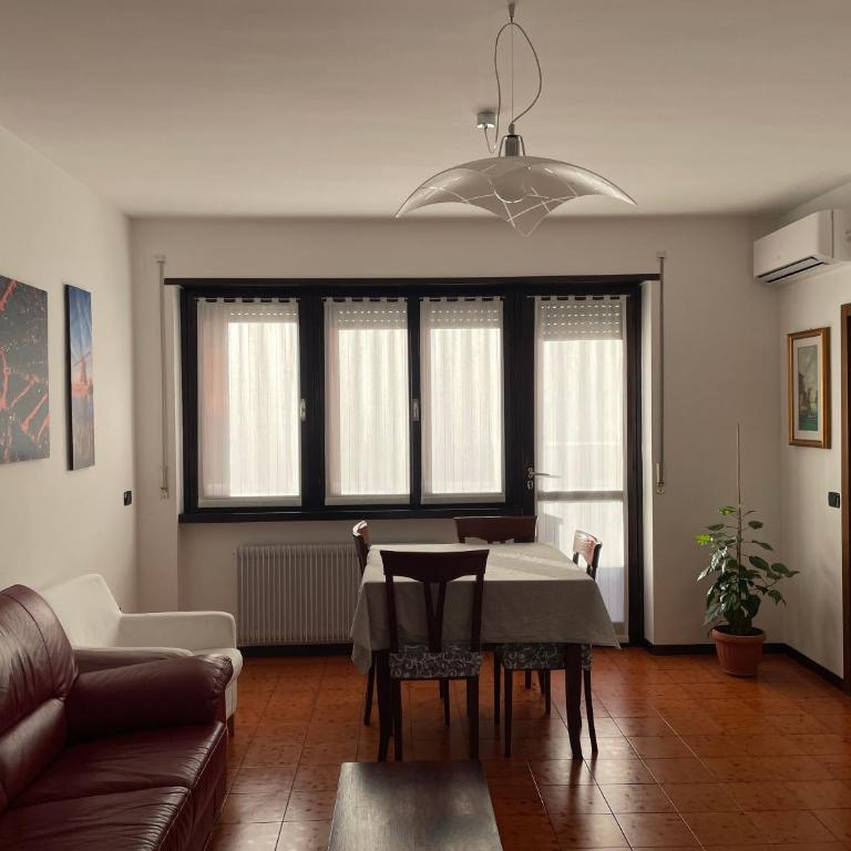 Appartamento spazioso con 3 camere da letto - Appartamento con 3 Camere da Letto - 10