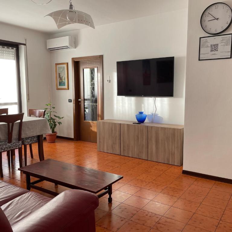 Appartamento spazioso con 3 camere da letto - Appartamento con 3 Camere da Letto - 1