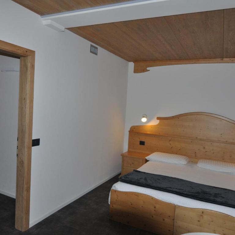 Albergo Alpino - Habitación Familiar con balcón - 4