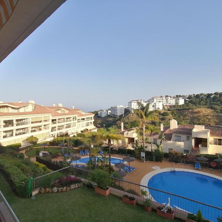 luxury ground floor apartment Mijas Costa - Apartamento de 3 dormitorios - 48