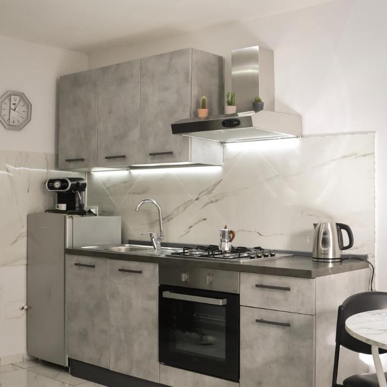 Modern by Sasy in the city centre - Appartamento con 1 Camera da Letto e Balcone - 33