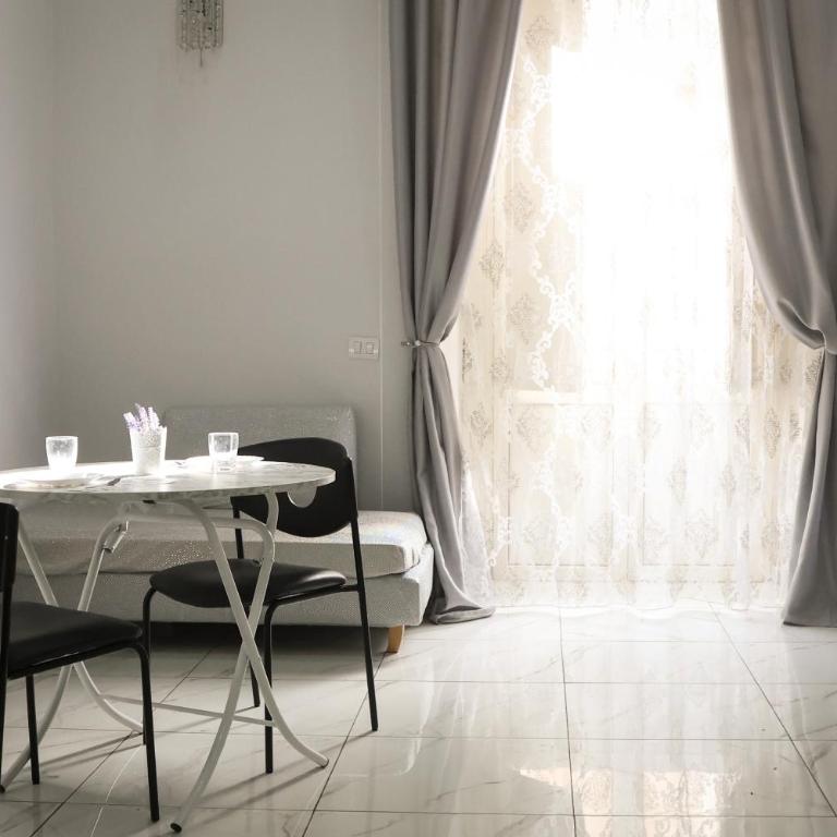 Modern by Sasy in the city centre - Appartamento con 1 Camera da Letto e Balcone - 1