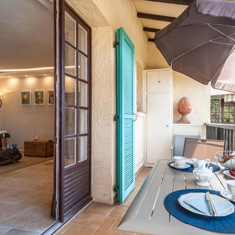 Geschmackvoll eingerichtetes Apartment Le Poisson bleu, 2 Terrassen, Pool, Meerblick, eigener Parkplatz by Riviera HomeLife - Appartamento con Vista Mare - 3