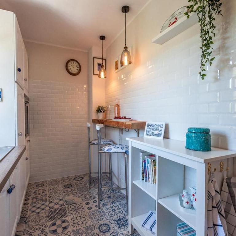 Geschmackvoll eingerichtetes Apartment Le Poisson bleu, 2 Terrassen, Pool, Meerblick, eigener Parkplatz by Riviera HomeLife - Appartamento con Vista Mare - 11