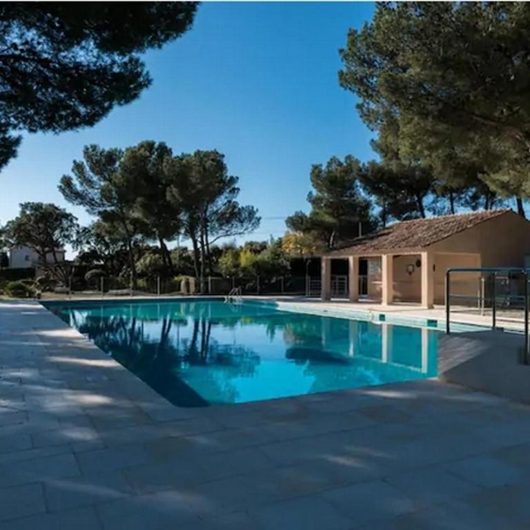 Ferienhaus La Belle Vie mit Garten, Meerblick, Gemeinschaftspool, 3 Minuten zum Meer - Maison de Vacances - 2