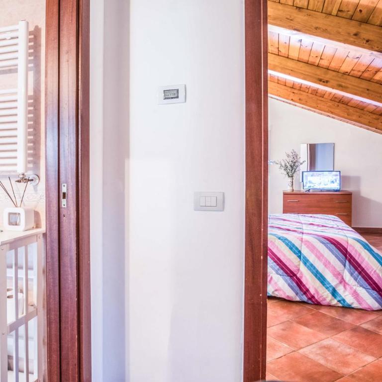 Amore Rentals - Maison Palazzo Correale - Appartamento con Balcone - 18
