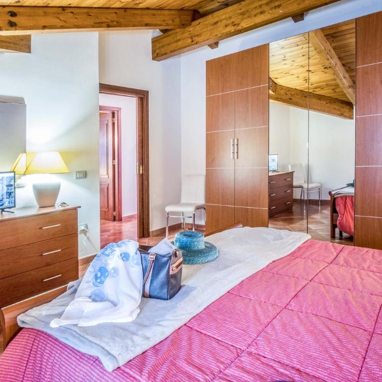 Amore Rentals - Maison Palazzo Correale - Appartamento con Balcone - 24