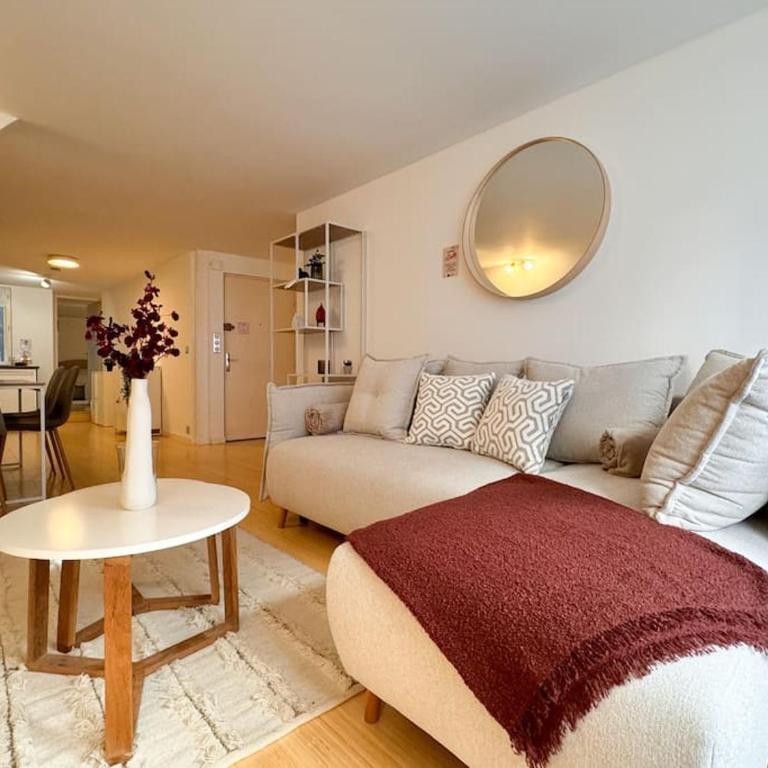Mulhouse En Douceur, Hypercentre de Mulhouse - Appartamento con 2 Camere da Letto - 1