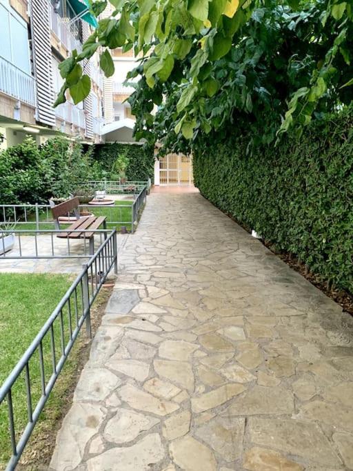 A 5 min de la playa con PISCINA Ideal parejas Relax total ''Bouquet Dream La Pineda'' - One-Bedroom Apartment - 13