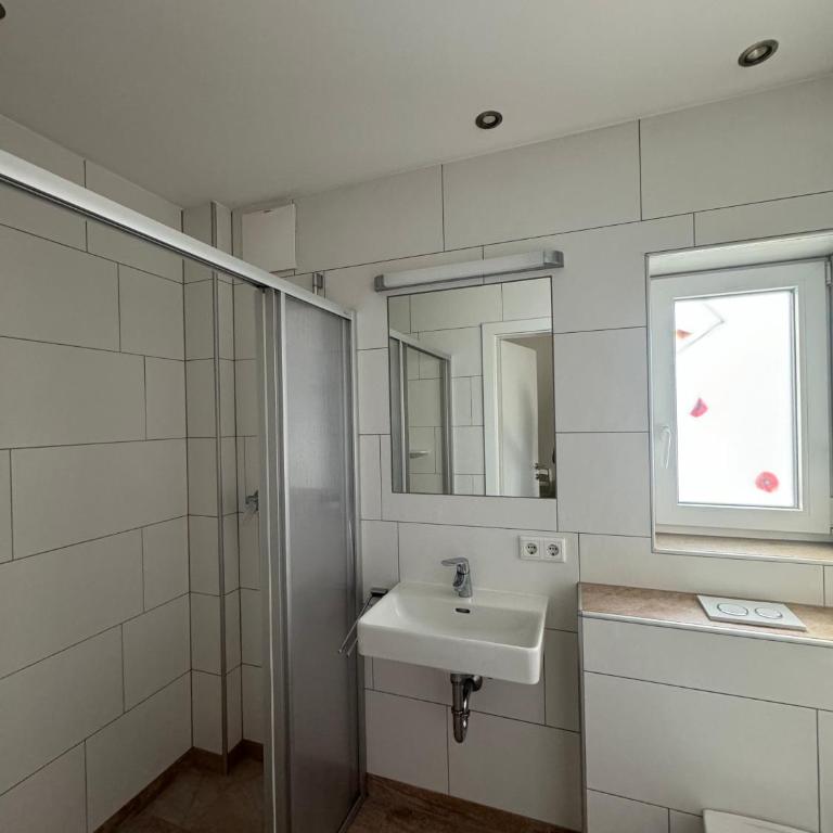 SKILL Mountain Lodge - Ski und Bike Hostel im Sommer mit JOKER CARD - Studio-Apartment - 17
