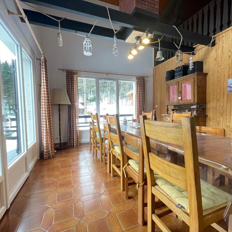 CHALET DES HAUTS SAPINS LA BRESSE - Three-Bedroom Chalet - 15