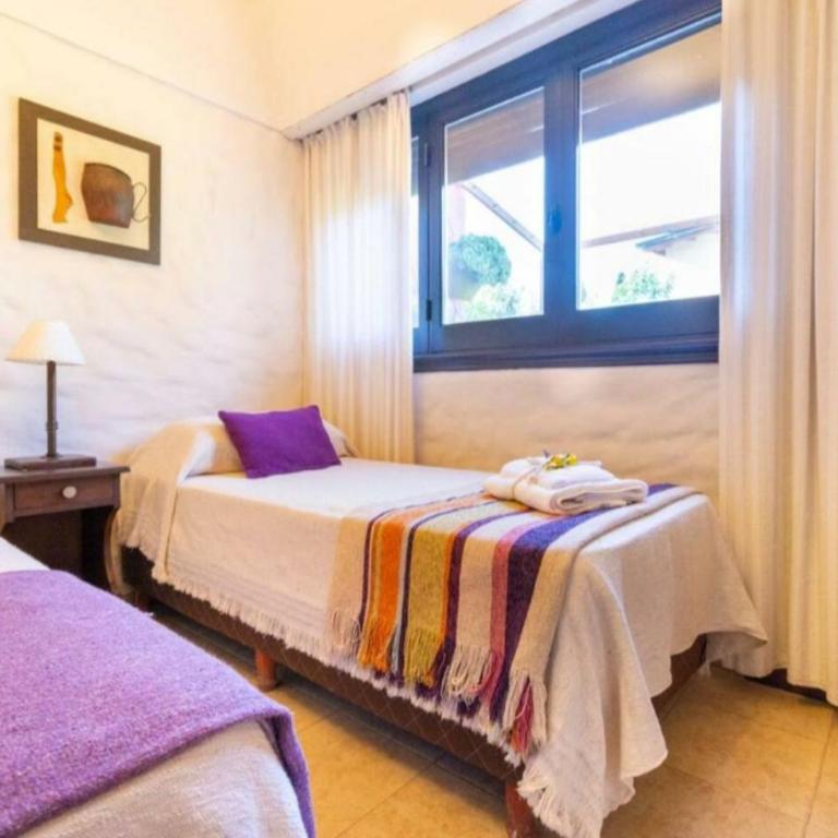 Habitación Privada en Casa de Familia - Double or Twin Room - 4