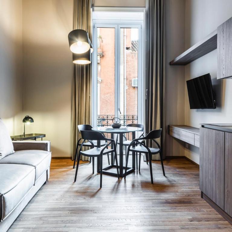 Ferrini Home - Firenze 70 - Appartamento con Balcone - 11