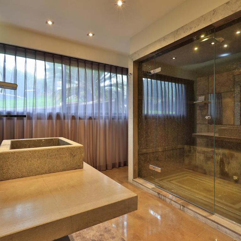 Luxus Villa Corallina - direkt am Meer mit Pool und Jacuzzi by Riviera HomeLife - Casa - 16