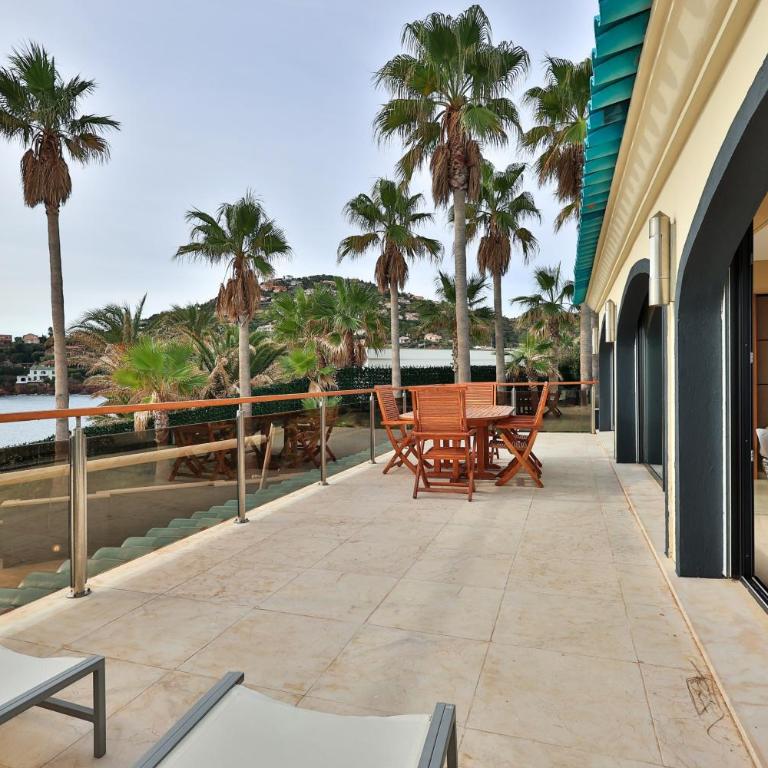 Luxus Villa Corallina - direkt am Meer mit Pool und Jacuzzi by Riviera HomeLife - Casa - 23