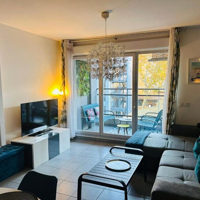 Le 13OR - Appartement de charme en plein centre ville avec parking et jolie terrasse - Panier Joliette Vieux Port - Appartement 2 Chambres - 2