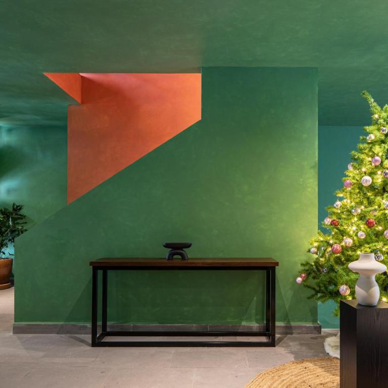 Colorful & Lively Centro Gem 5BR, Rooftop Patio - Villa - 63