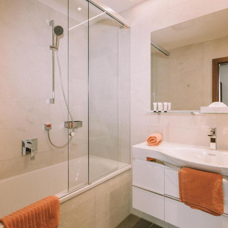 Hotel Montana - Suite con 2 Camere da Letto - 4